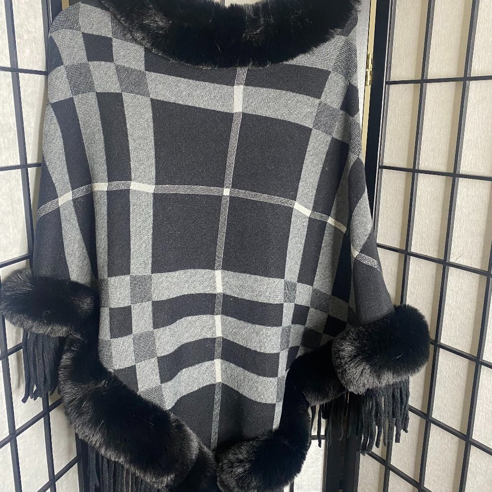 Black, Grey and  White Poncho Set